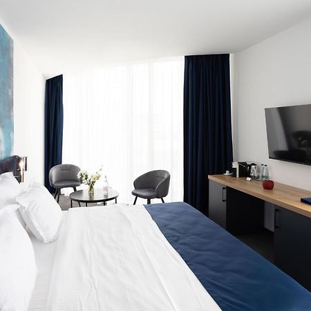 Blue Star Luxury Hotel Sofia Exterior photo