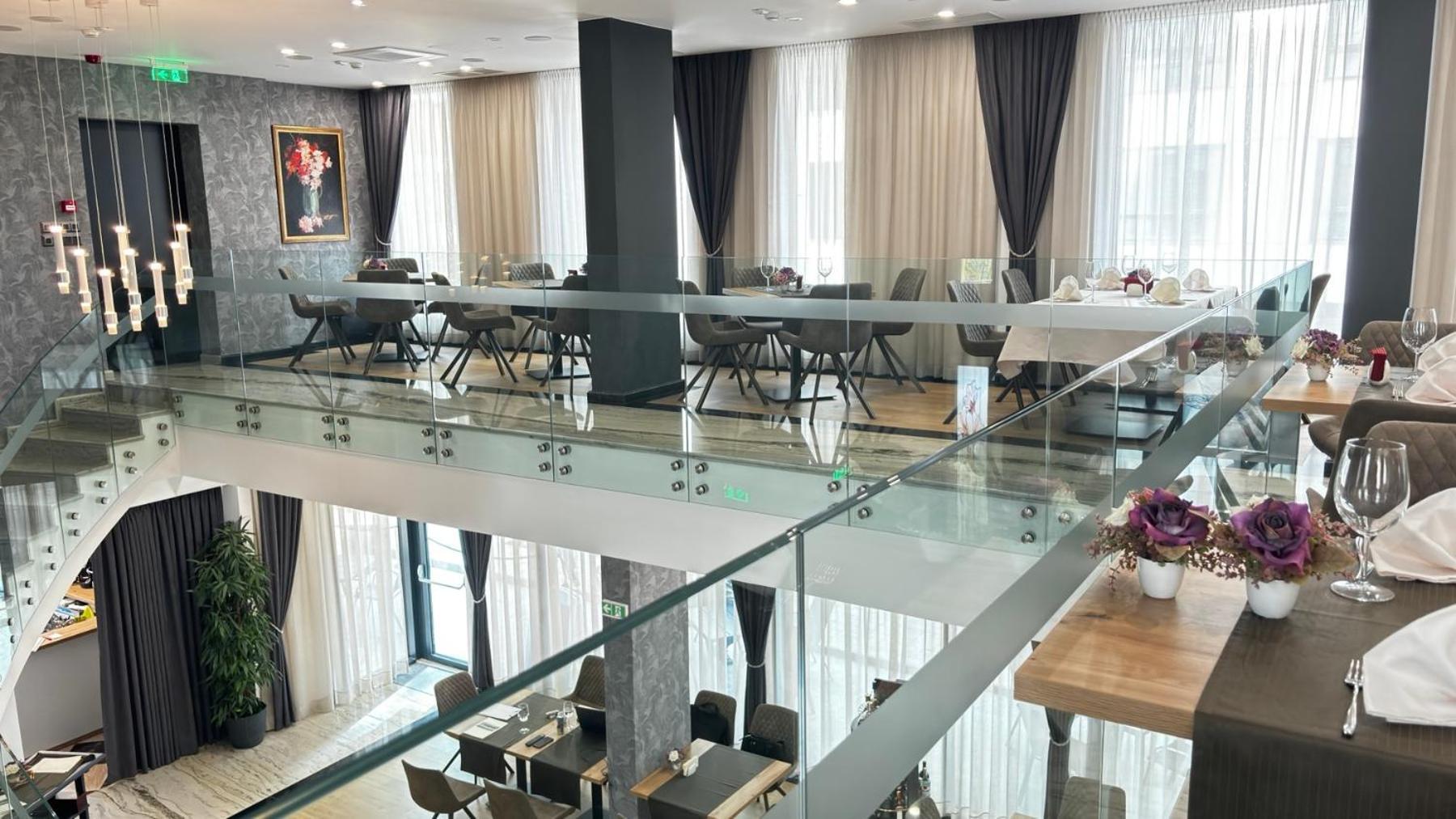 Blue Star Luxury Hotel Sofia Exterior photo