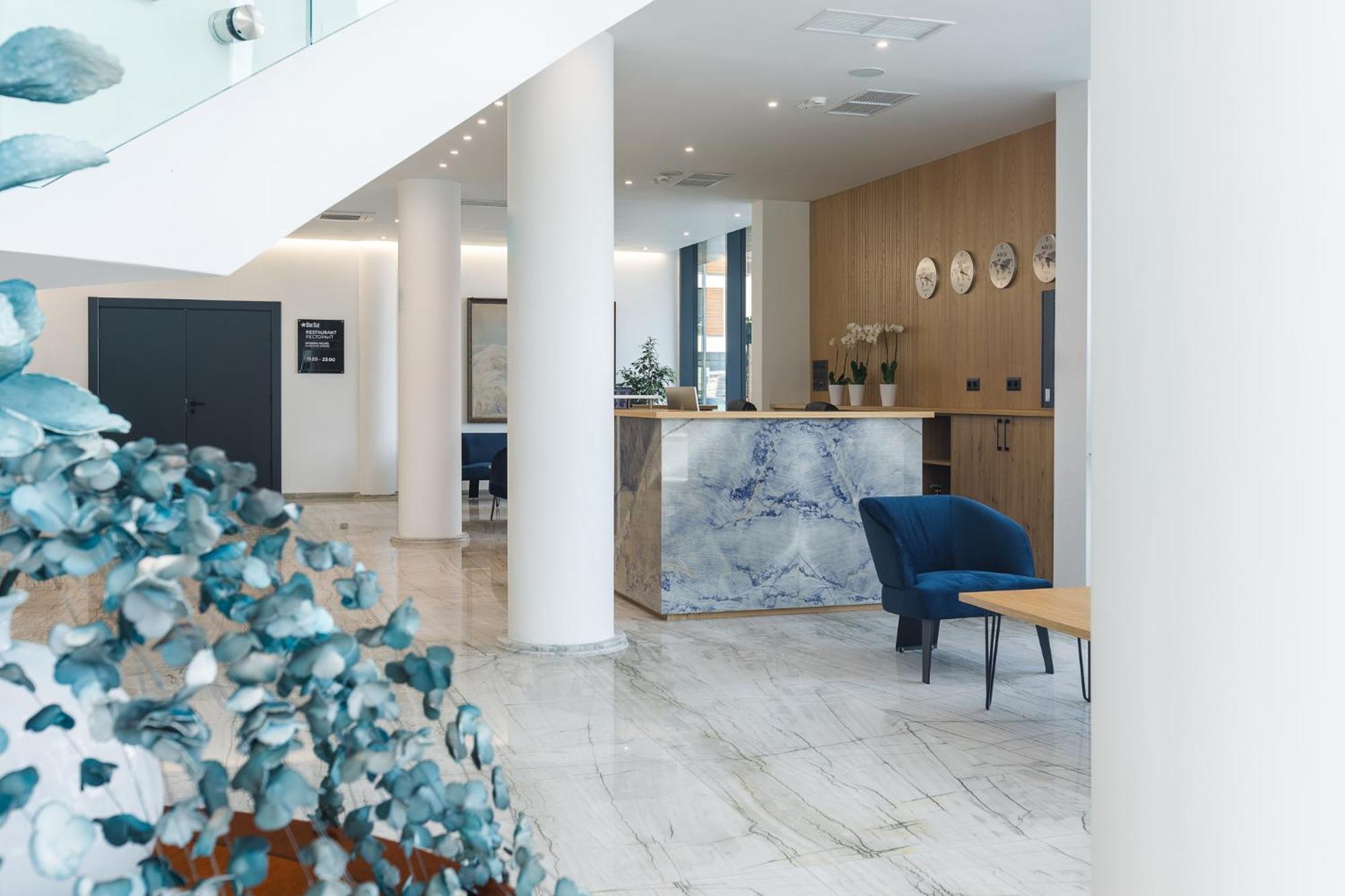 Blue Star Luxury Hotel Sofia Exterior photo