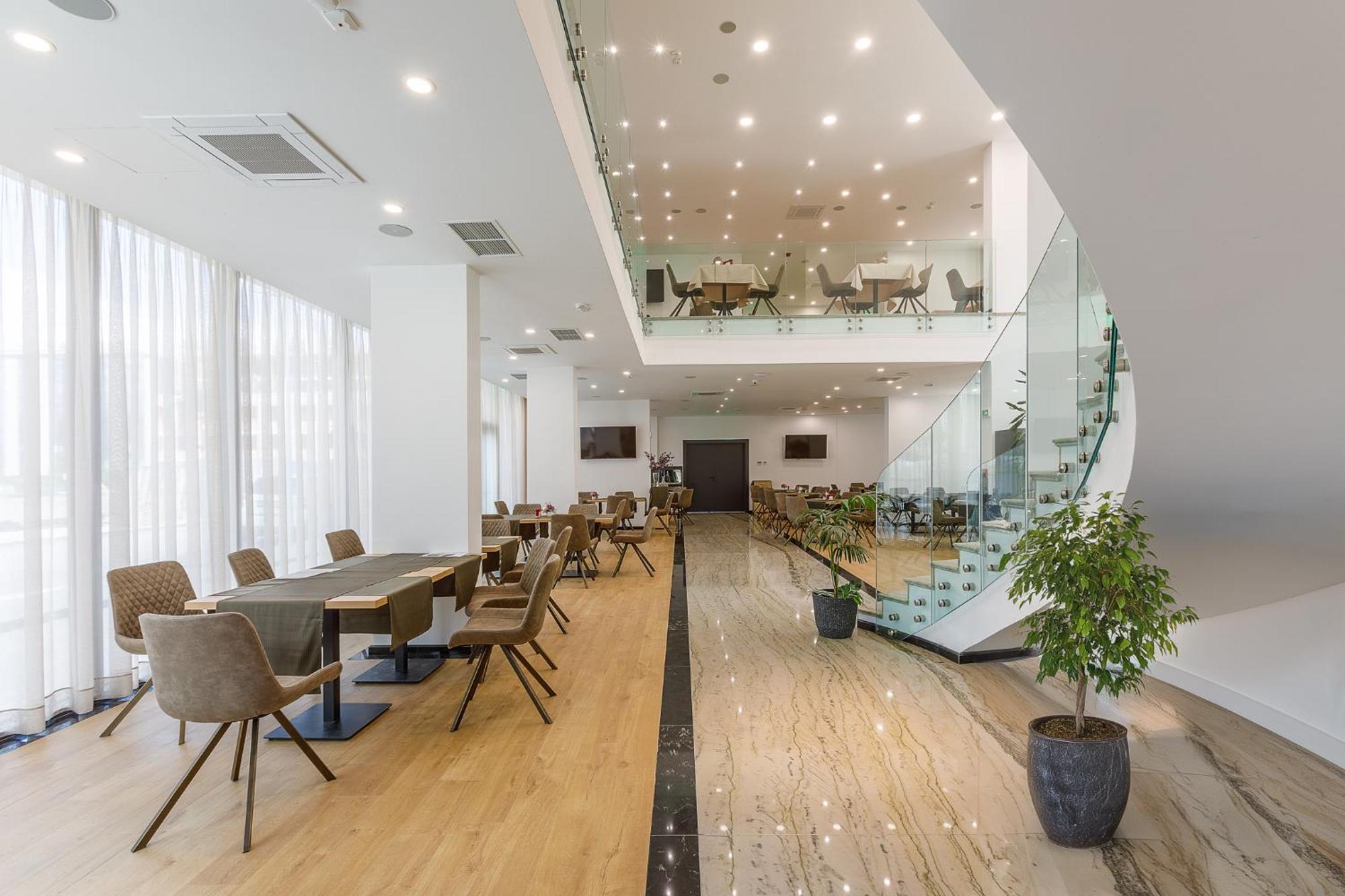 Blue Star Luxury Hotel Sofia Exterior photo